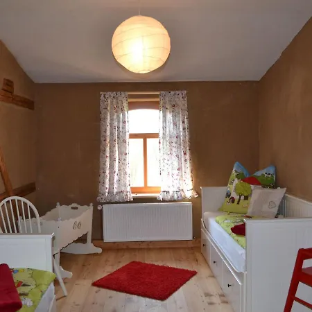 Hébergement de vacances Rustic In Kuhlungsborn And Doberan Near The Sea *